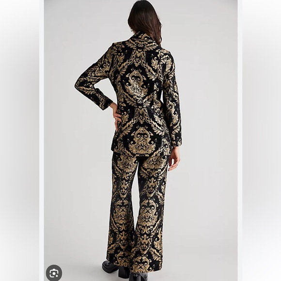 Free People MINKPINK Golden Jacquard 2 Piece Suit Sz M - Picture 3 of 4